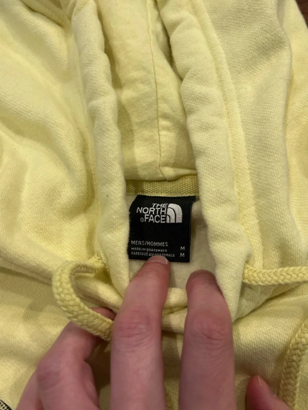 The North Face Brand Proud Hoodie Sweatshirt Men’s Medium Yellow Pullover
